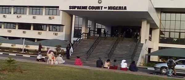 Supreme Court Restrains FG from Enforcing Old Naira Deadline