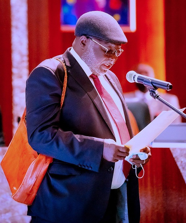 Buhari Swears in Justice Olukayode Ariwoola as Acting CJN as Tanko Muhammed Resigns