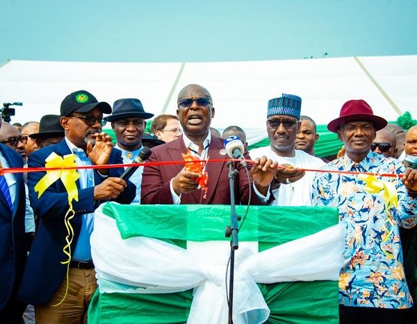 Buhari Performs Groundbreaking of Oloibiri Museum