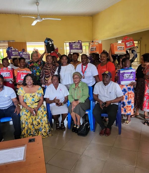 Rotary Club of Port Harcourt Provides Free Delivery Kits to Pregnant Women