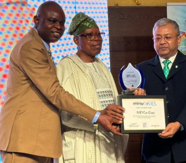 Recognising Pioneering Efforts of Nipco Gas Limited in Promoting CNG in Nigeria